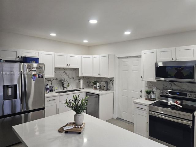 75 SW 18th Avenue, Homestead, FL 33030