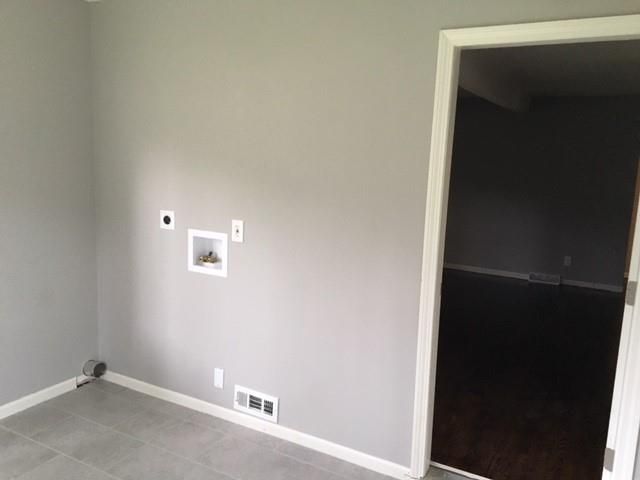 5912 W 75th Street, Overland Park, KS 66208