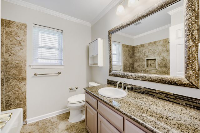 10104 Stoneleigh Drive, Benbrook, TX 76126