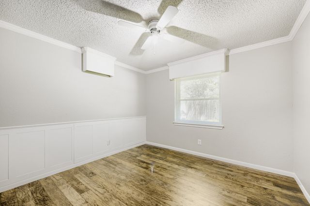 10104 Stoneleigh Drive, Benbrook, TX 76126