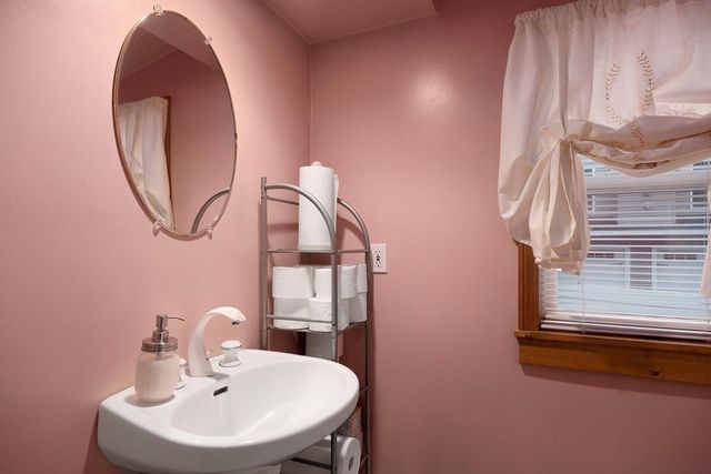102 Orange Street, Reading, MA 01867