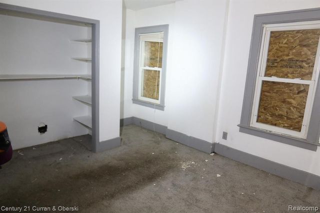256 W Montana Street, Detroit, MI 48203