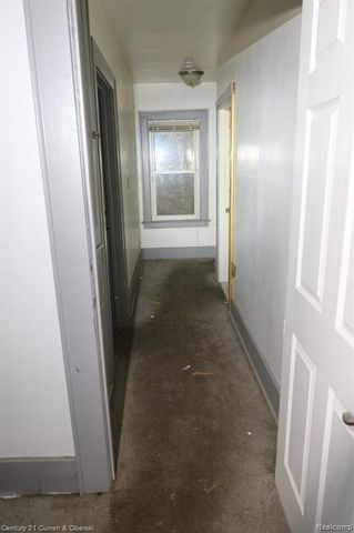 256 W Montana Street, Detroit, MI 48203