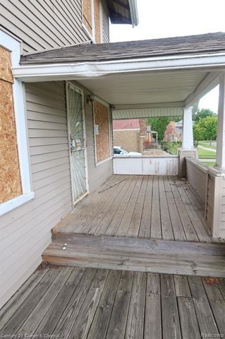 256 W Montana Street, Detroit, MI 48203