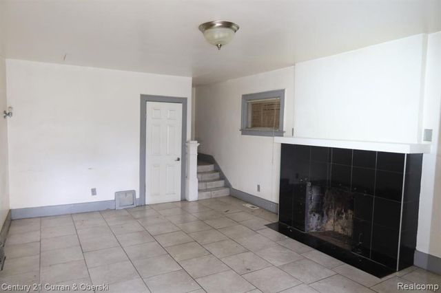 256 W Montana Street, Detroit, MI 48203