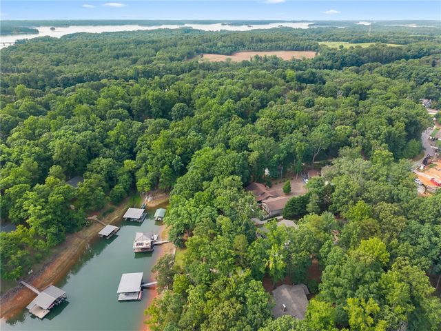 104 Benjamin Drive, Townville, SC 29689