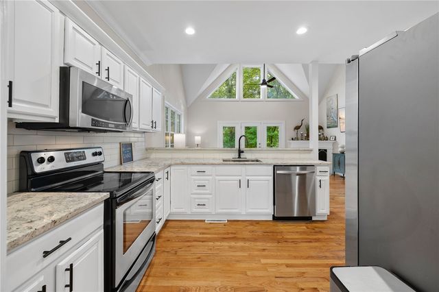 104 Benjamin Drive, Townville, SC 29689