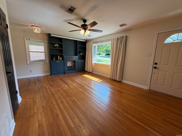 50 Wesley Drive, Sherwood, AR 72120