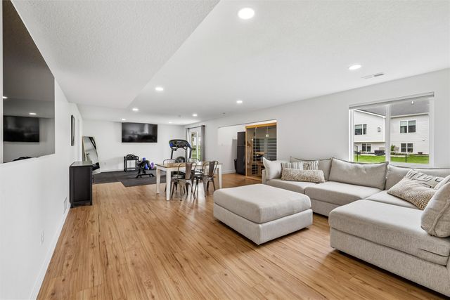 5400 Leyden Avenue, Des Moines, IA 50317