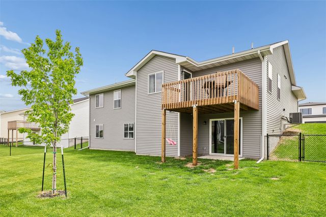 5400 Leyden Avenue, Des Moines, IA 50317