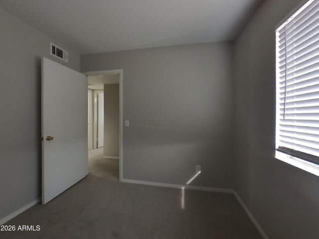 1406 E KERRY Lane, Phoenix, AZ 85024