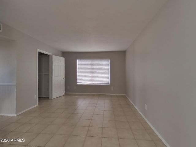 1406 E KERRY Lane, Phoenix, AZ 85024