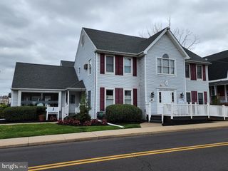 41 BYBERRY RD #4, Hatboro, PA 19040