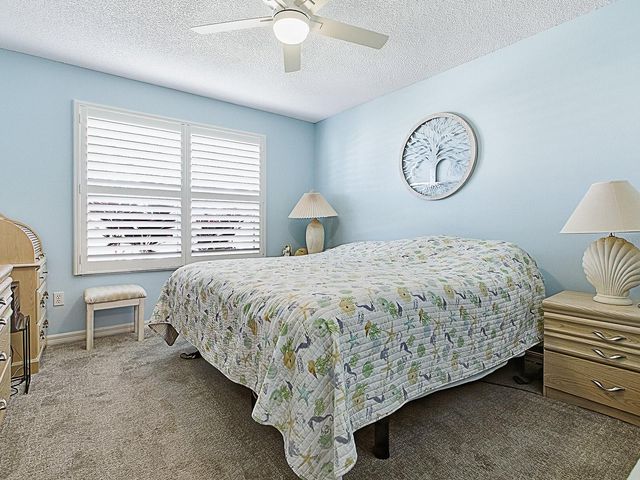 676 CAMINO DEL REY DRIVE, The Villages, FL 32159