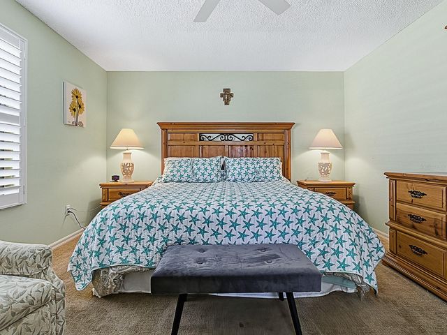 676 CAMINO DEL REY DRIVE, The Villages, FL 32159