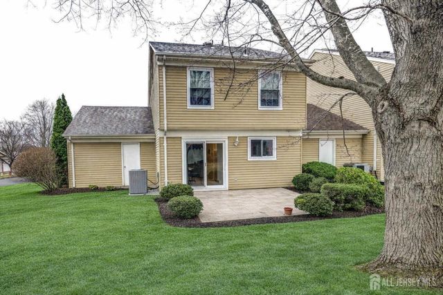 376 Stirling Drive D, Monroe, NJ 08831