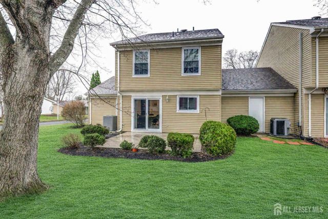 376 Stirling Drive D, Monroe, NJ 08831