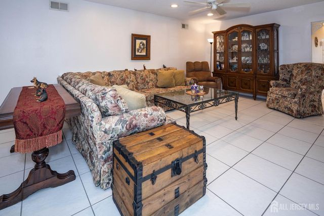 376 Stirling Drive D, Monroe, NJ 08831