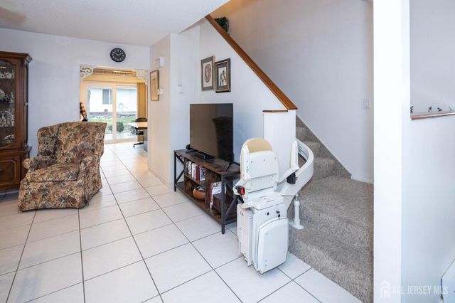 376 Stirling Drive D, Monroe, NJ 08831