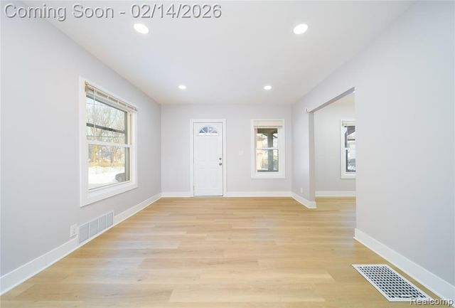 143 Thorpe Street, Pontiac, MI 48341