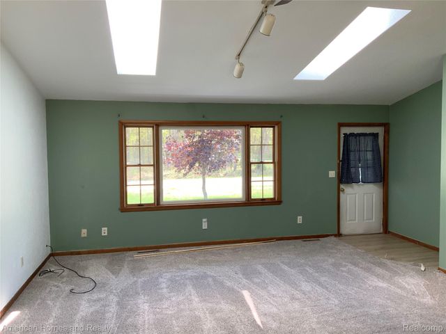 7395 Crestwood Drive, Oscoda Charter Township, MI 48750