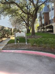 8610 Turtle Creek Boulevard 105, Dallas, TX 75225
