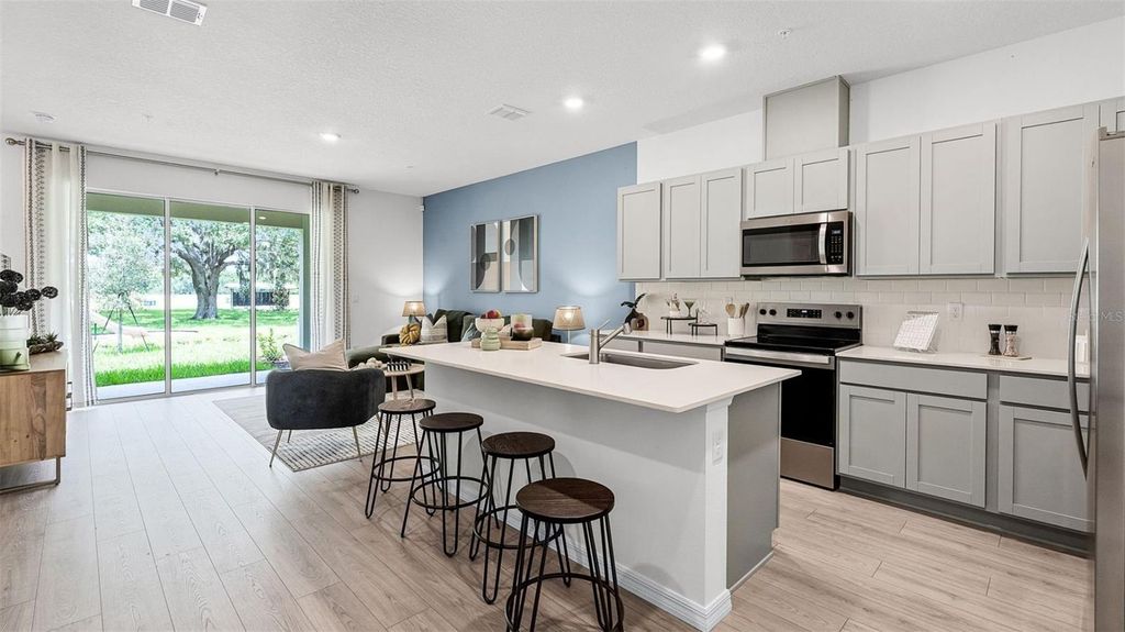 Image 4 of property listing at 3557 CHROMA STREET, Orlando, FL 32824