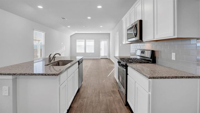 10513 Red Thistle Drive, Oklahoma City, OK 73114