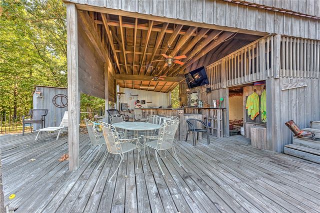 9897 Almosta Road, Decatur, AR 72722