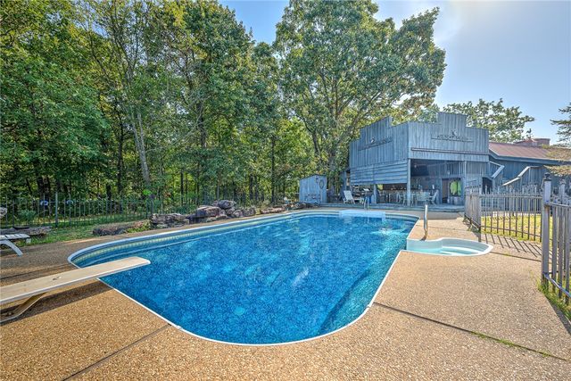 9897 Almosta Road, Decatur, AR 72722