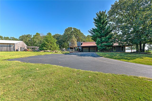 9897 Almosta Road, Decatur, AR 72722