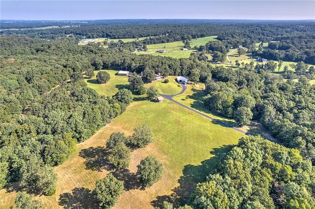 9897 Almosta Road, Decatur, AR 72722