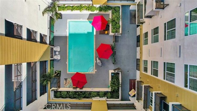 2939 Leeward 212, Los Angeles, CA 90005