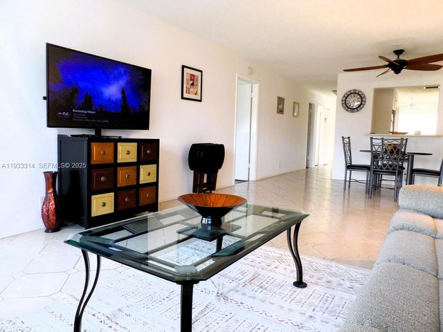 13283 Pineapple Palm Ct F, Delray Beach, FL 33484