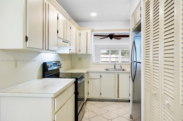 13283 Pineapple Palm Ct F, Delray Beach, FL 33484