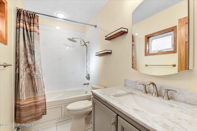 17354 Kantishna Drive, Eagle River, AK 99577