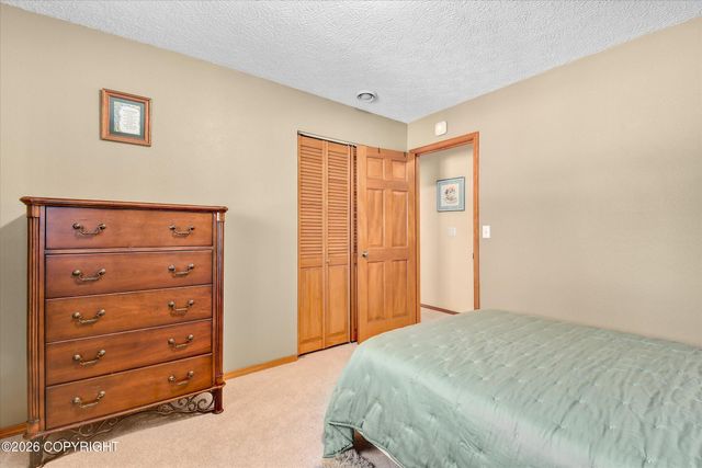 17354 Kantishna Drive, Eagle River, AK 99577