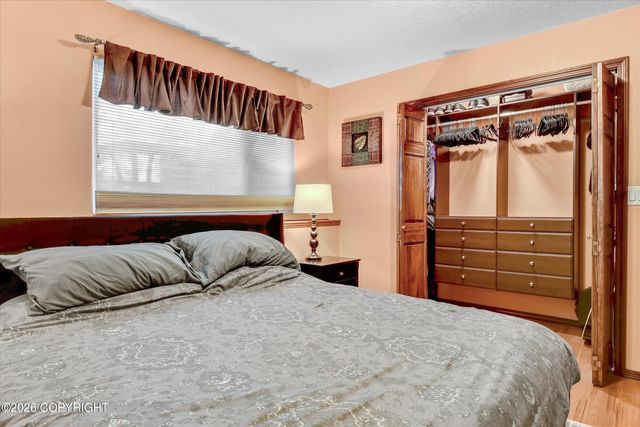 17354 Kantishna Drive, Eagle River, AK 99577