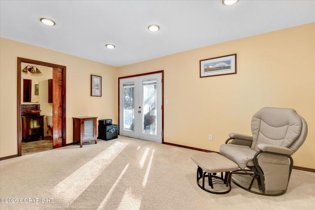 17354 Kantishna Drive, Eagle River, AK 99577