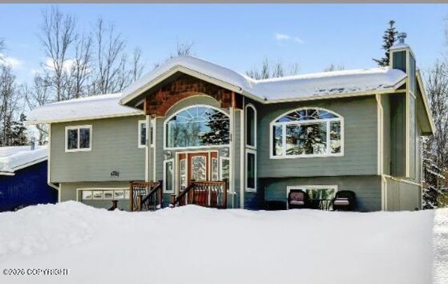 17354 Kantishna Drive, Eagle River, AK 99577