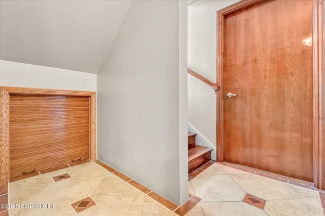 17354 Kantishna Drive, Eagle River, AK 99577