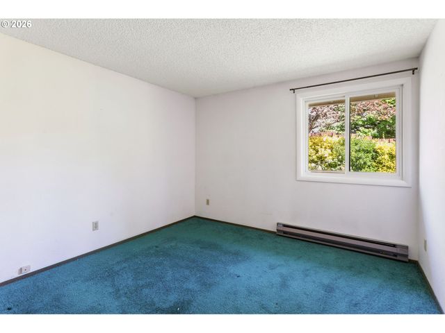 3909 Sw WILBARD St, Portland, OR 97219