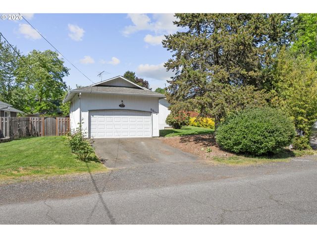 3909 Sw WILBARD St, Portland, OR 97219