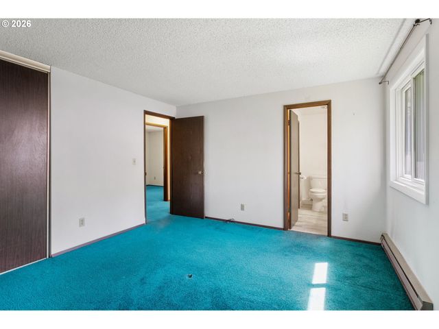 3909 Sw WILBARD St, Portland, OR 97219