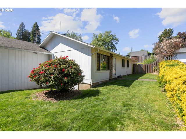 3909 Sw WILBARD St, Portland, OR 97219