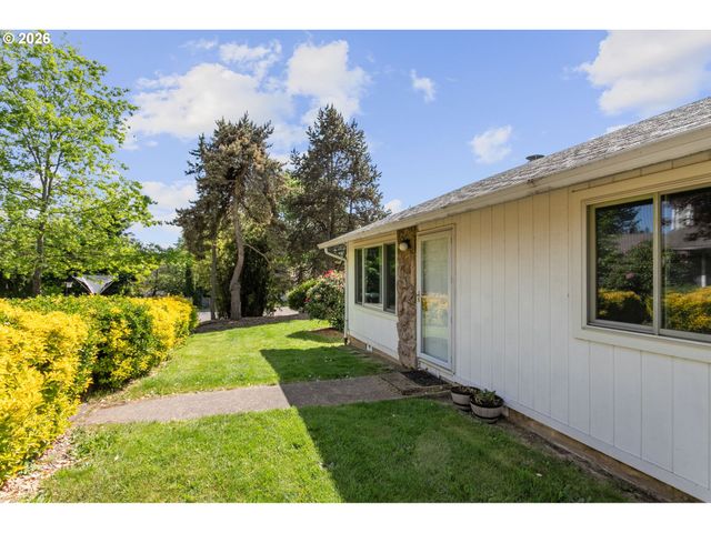 3909 Sw WILBARD St, Portland, OR 97219