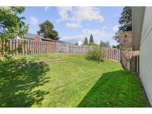 3909 Sw WILBARD St, Portland, OR 97219