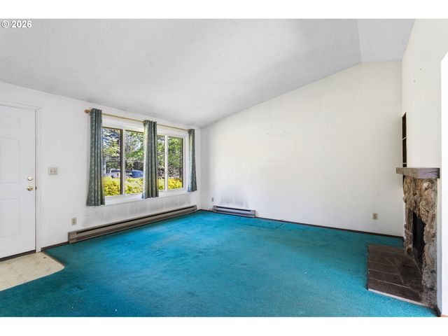 3909 Sw WILBARD St, Portland, OR 97219