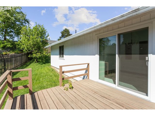 3909 Sw WILBARD St, Portland, OR 97219