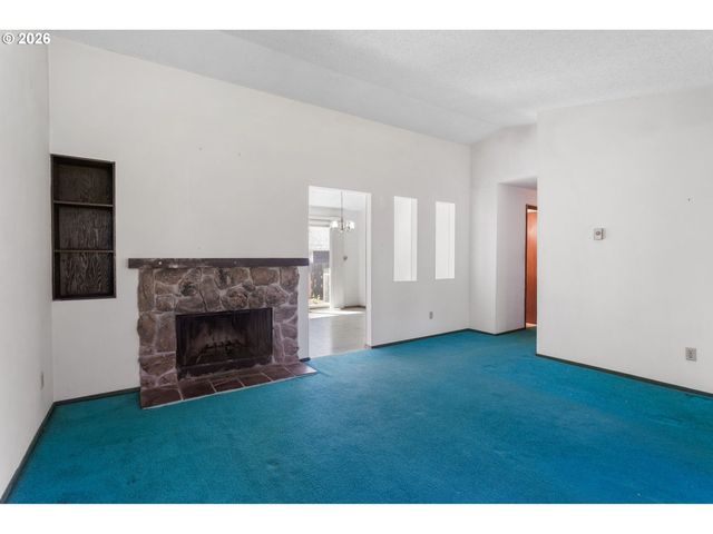 3909 Sw WILBARD St, Portland, OR 97219